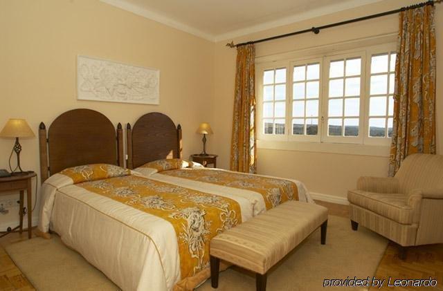 O Hotel Astoria Monfortinho Pokoj fotografie